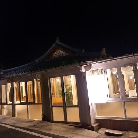 Hundred Years Hanok 木浦市 エクステリア 写真